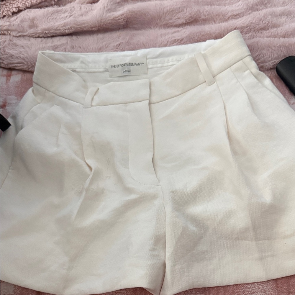 Wilfred High Waist Cream Women's Shorts